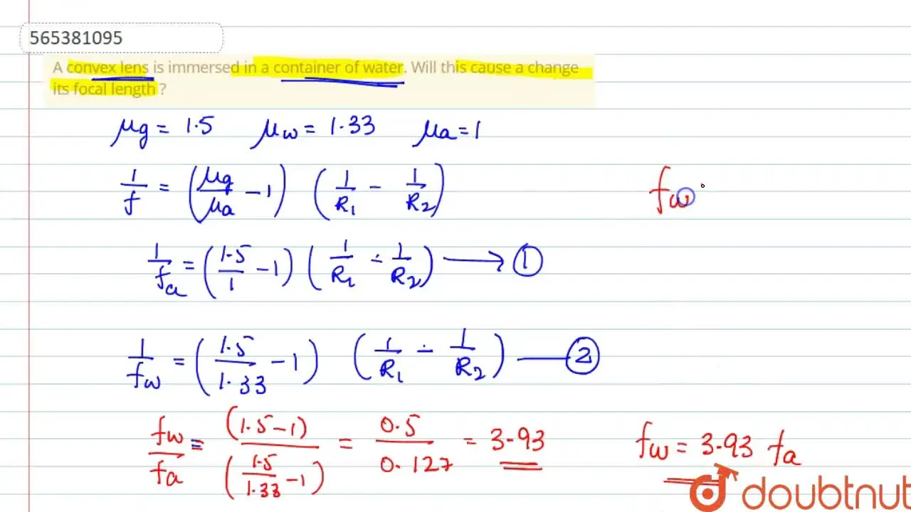 [Kannada] A convex lens is immersed in a container of water. Will this